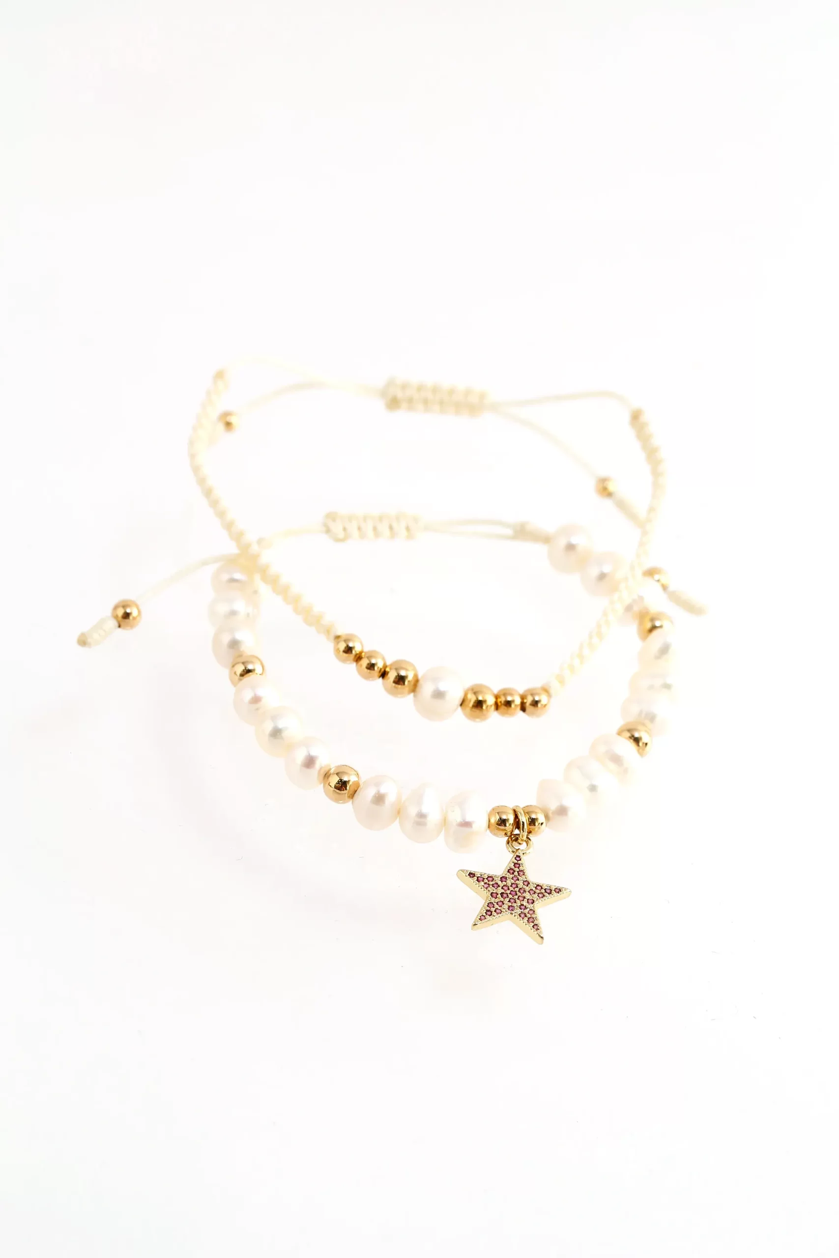 Pulseras doradas en baño de oro 24k y dije. Marca Brazz by Roel, con Roel Joyas puedes emprender e impulsar tu negocio, tenemos los mejores precios del mercado